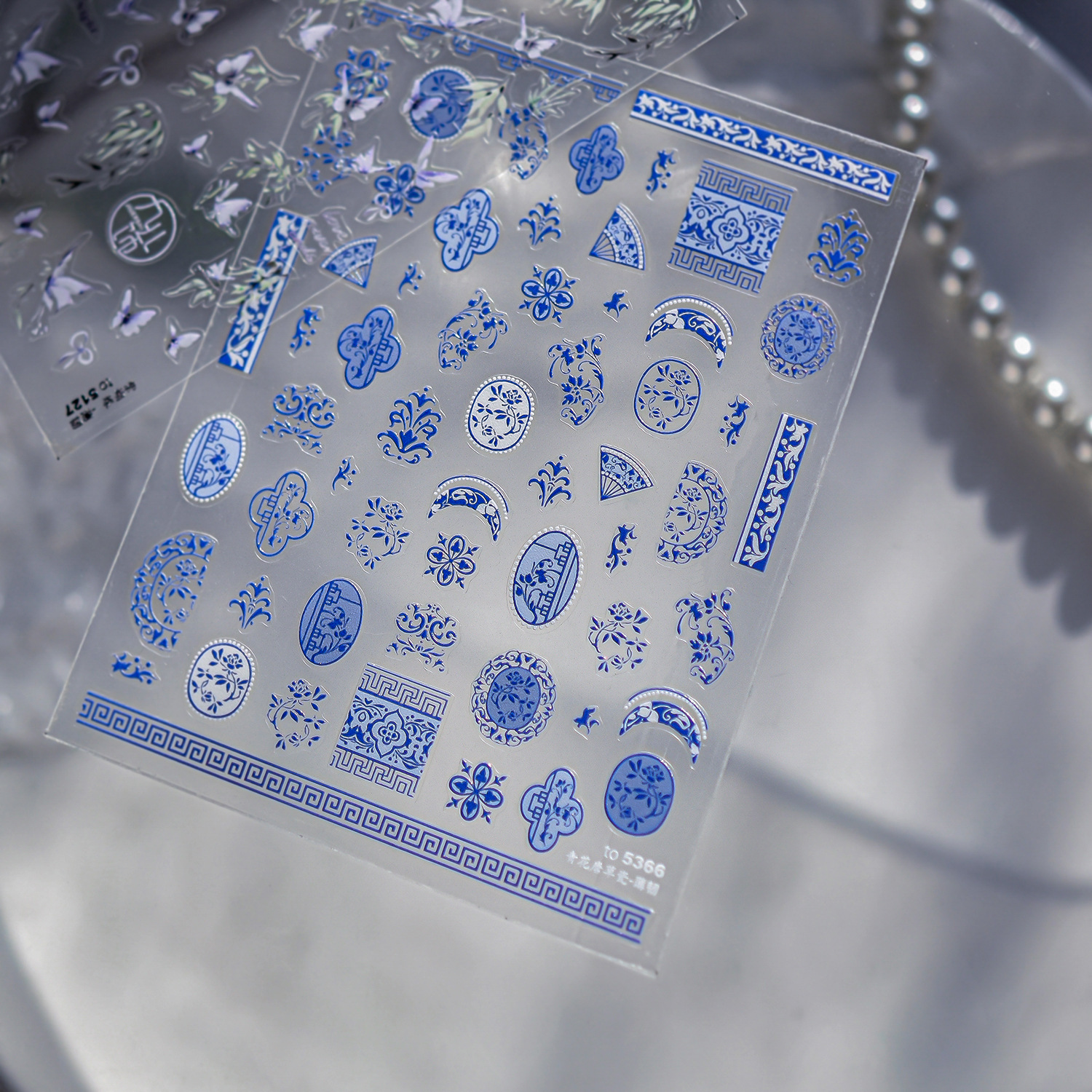 Traceless Blue White Porcelain - Nail Art Zelda recension och pris